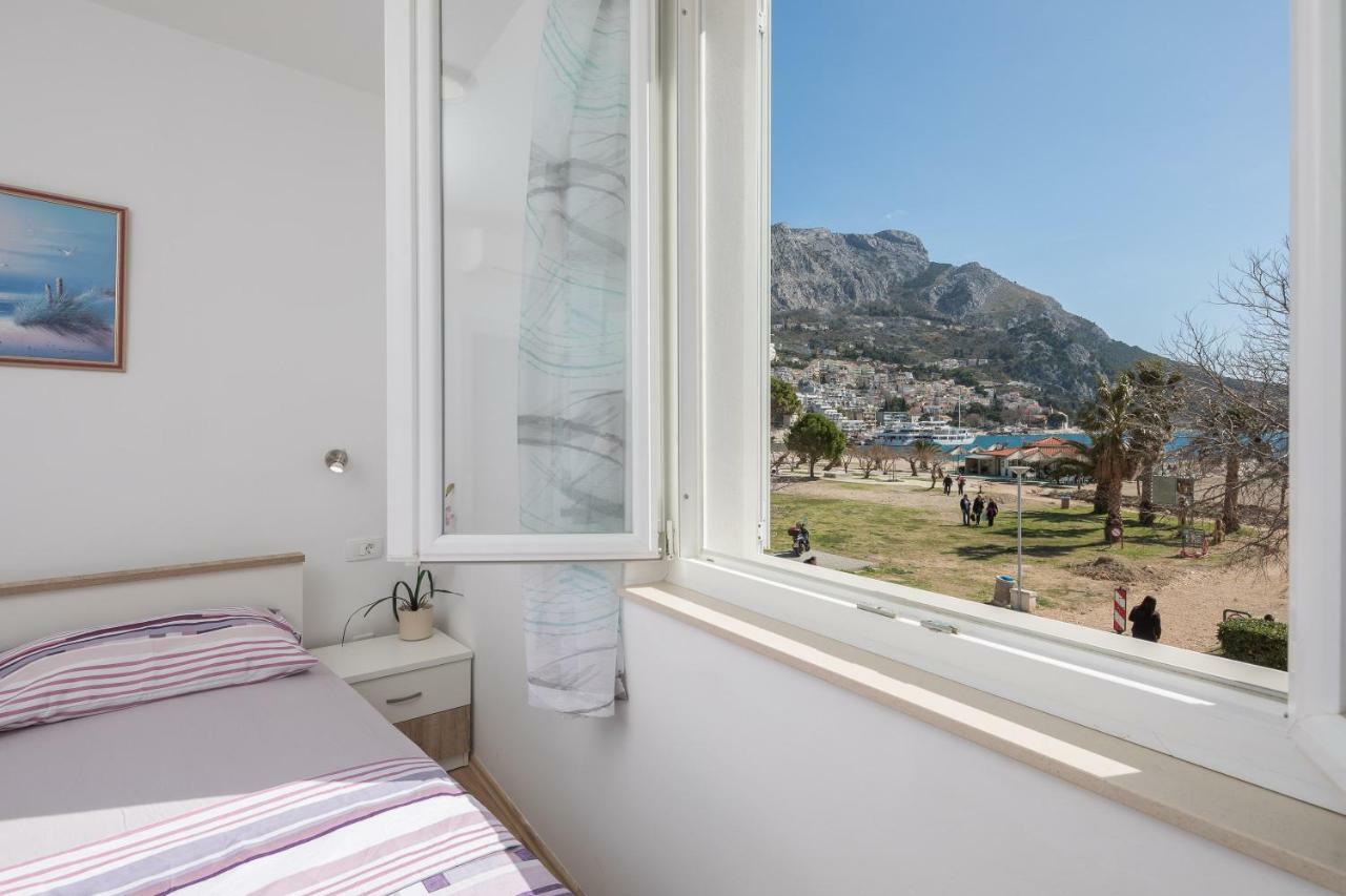 Sandy Beach Apartment Omiš Exteriör bild
