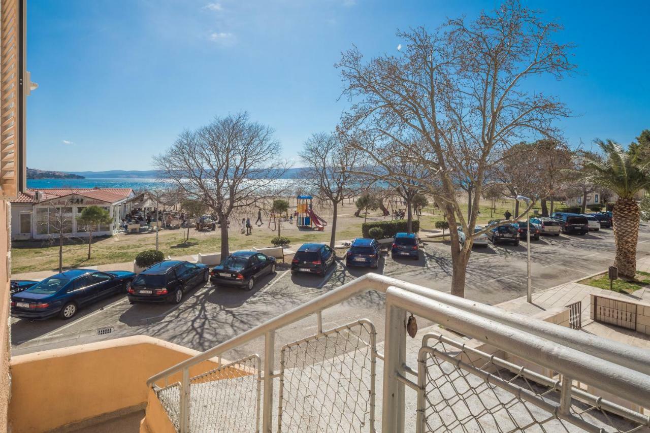 Sandy Beach Apartment Omiš Exteriör bild